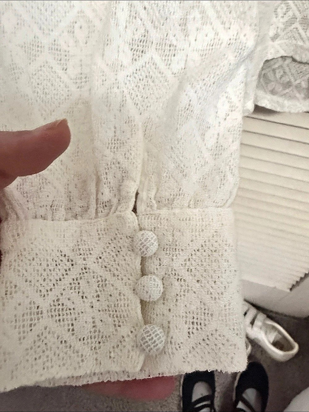 Me by Jennie Garth Charleston Lace Blouse Cream Large NWT - Picture 4 of 6